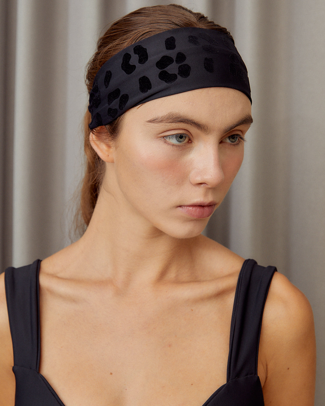 Velvet Leopard Headband - Black Truffle