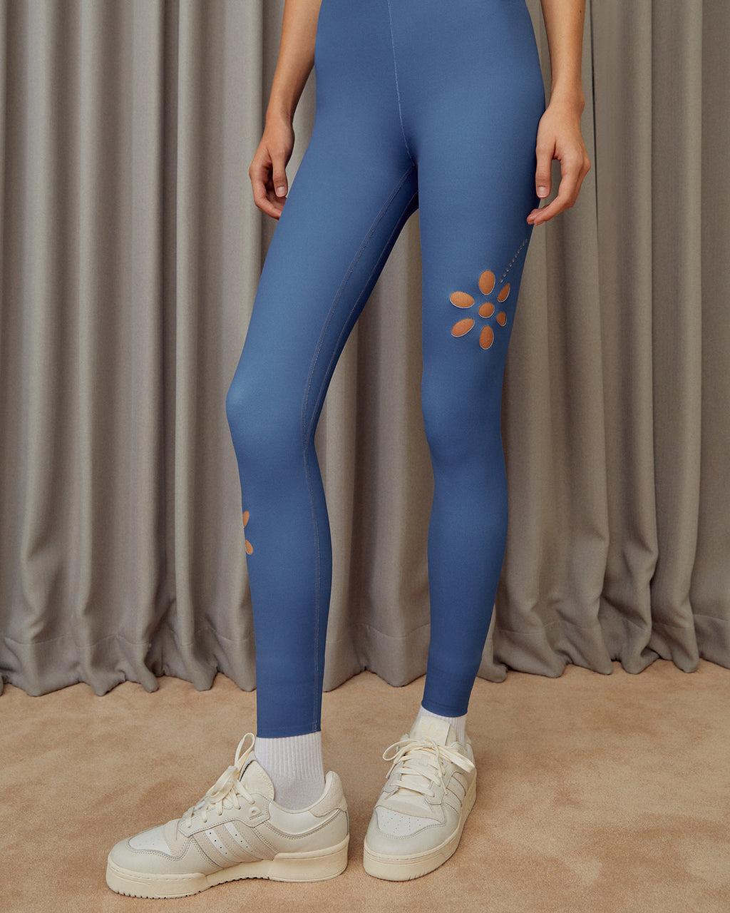 Flower Eyelet Leggings - Blue Berry