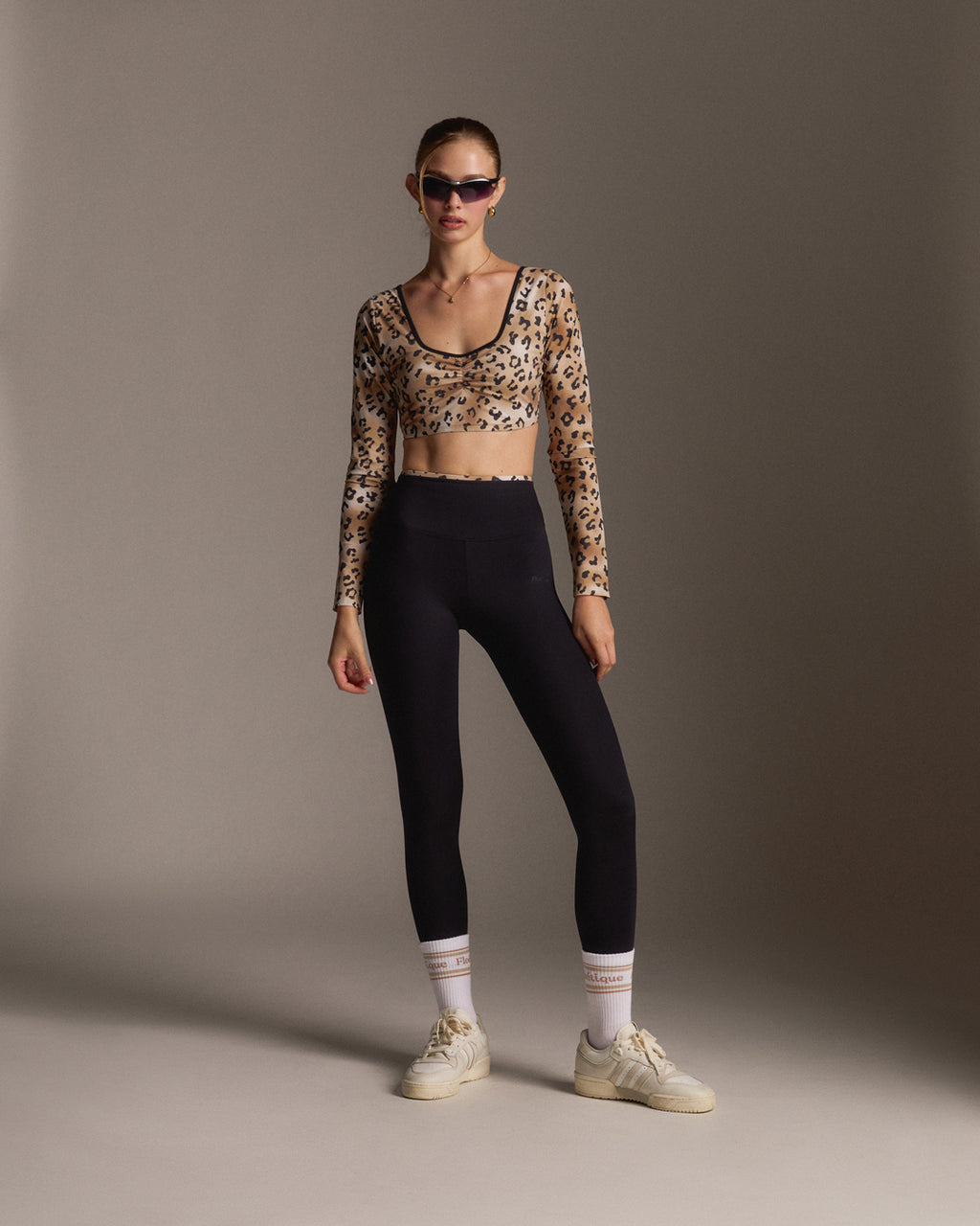 Edge Line Leggings - Black